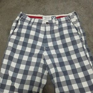 American Eagle 30" Waist Shorts